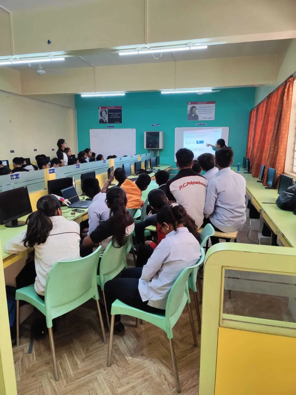 Training for SYEJ TYEJ students on “Robotics”