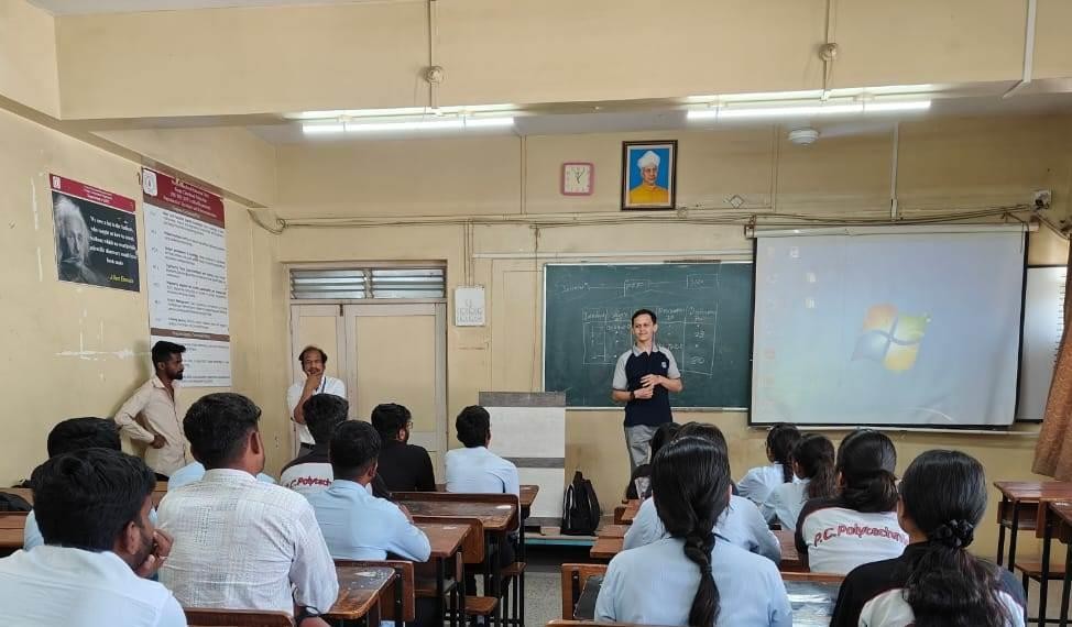 Expert lecture on “Industrial insights in Electronics field” for TYEJ students