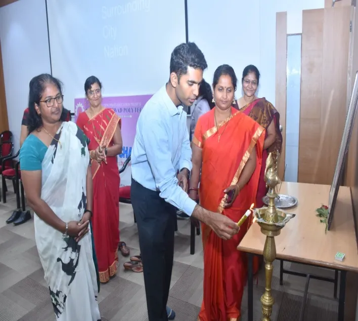 Inaugural Function by Mr.Aniket Thormote from “Do Save foundation, PCPolytechnic