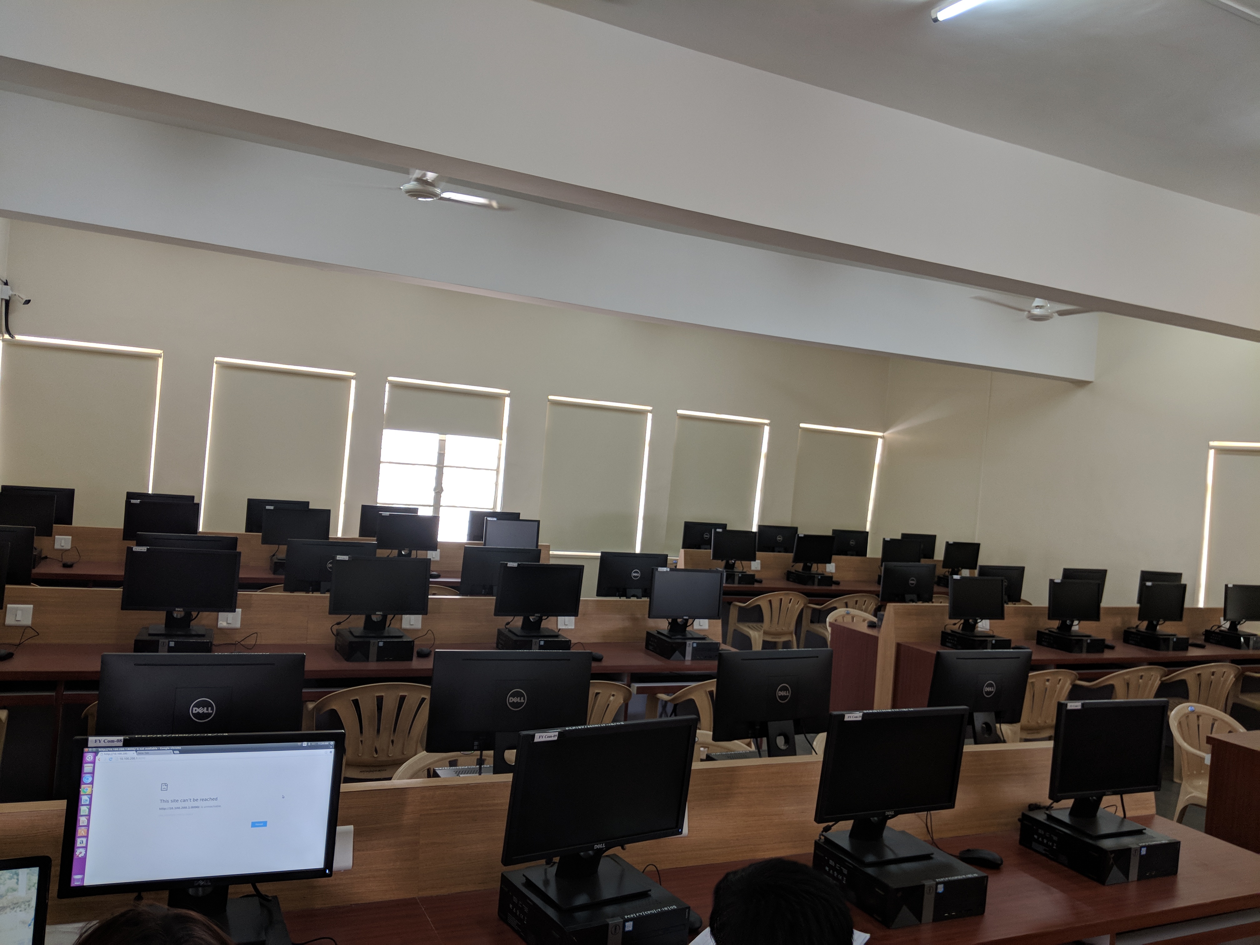 Computer Lab At Pimpri Chinchwad Polytechnic College