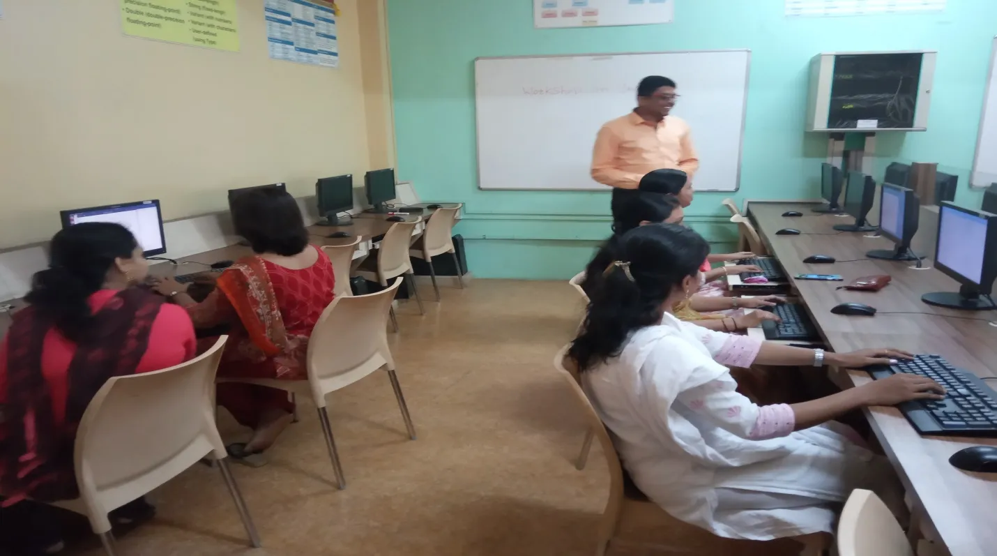 IT Department Organized Workshop on “JavaScript ” For Staff, PCPolytechnic college