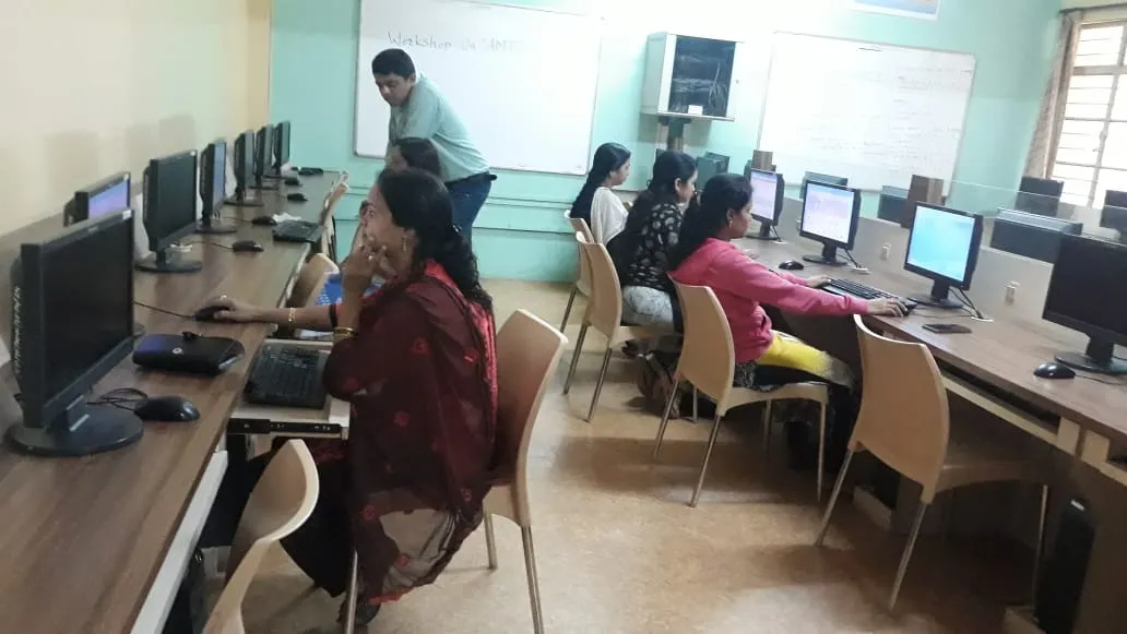 IT Department Workshop on “Multimedia Techniques” For SYIF Students, PCPolytechnic college