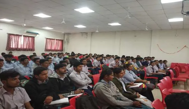 EXPERT LECTURE BY MR. PRANIT R. ABDAGIRE ON ADVANCES IN CAD ON 31/01/2020 SYME (REGULAR)