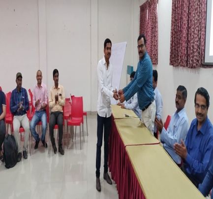 Alumni participating in fun games