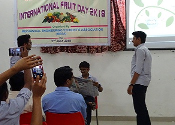 Student’s decoration on International Fruit Day